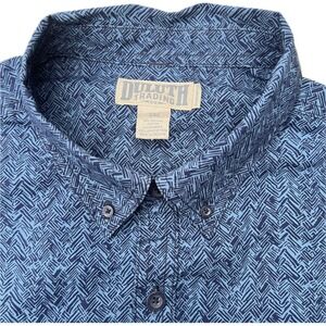 Duluth Trading Canyoneer Organic Cotton  Mens Shirt 2XL Blue & Navy Geo Print